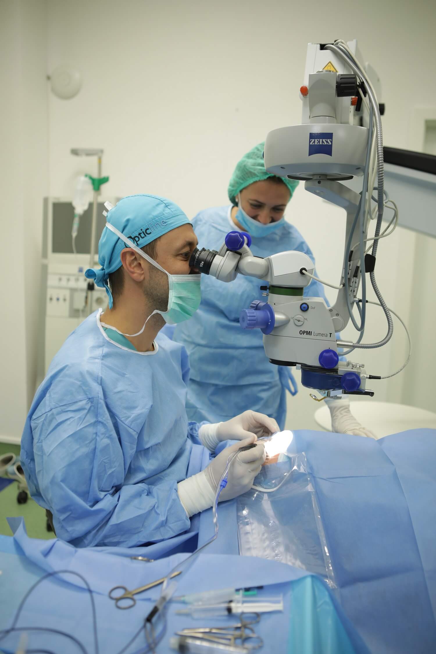intervenție chirurgicală oculară slabă
